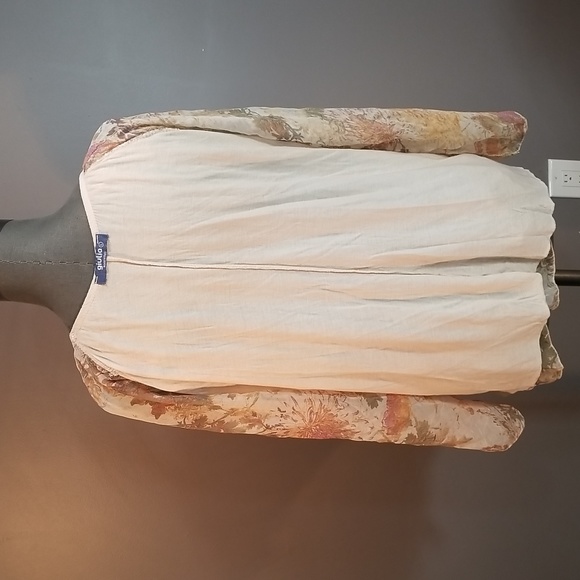 100% Silk size large flowing top, blouse, muted floral sheer sequins - Picture 10 of 12